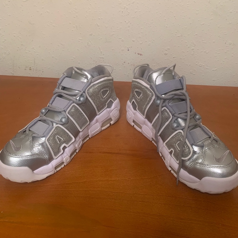 Nike Retro Air Uptempo “Loud And Clear “